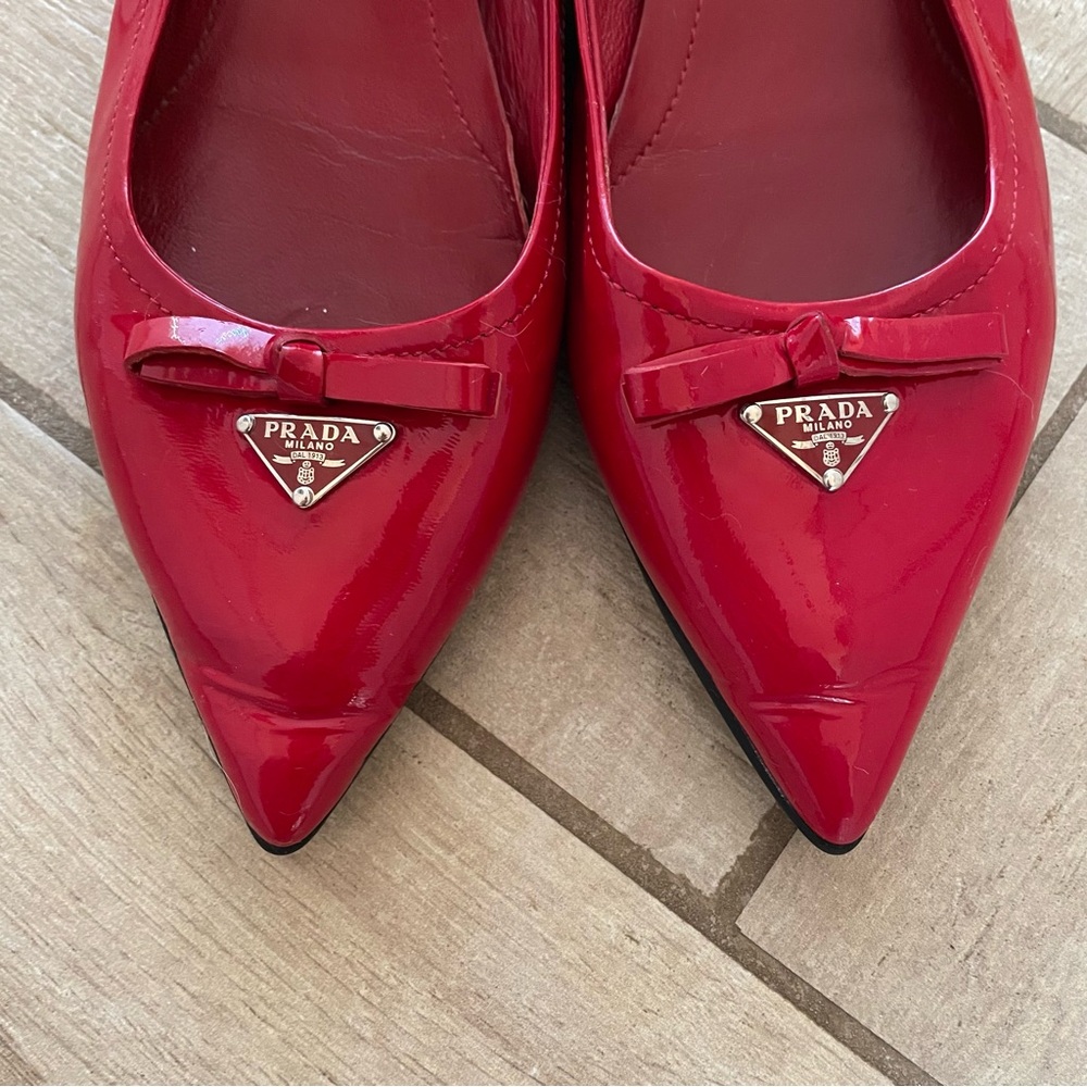 Prada Red Patent Leather Pointed Toe Flats 36.5 - Picture 4 of 10